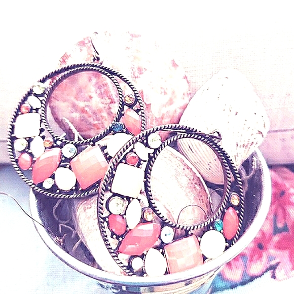 Summer Punch bangle hoop earrings - Picture 4 of 4